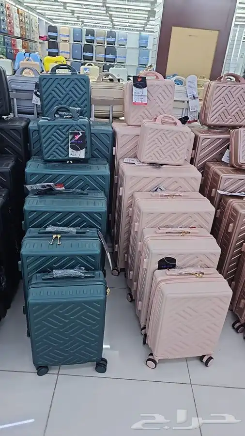 شنط سفر 47