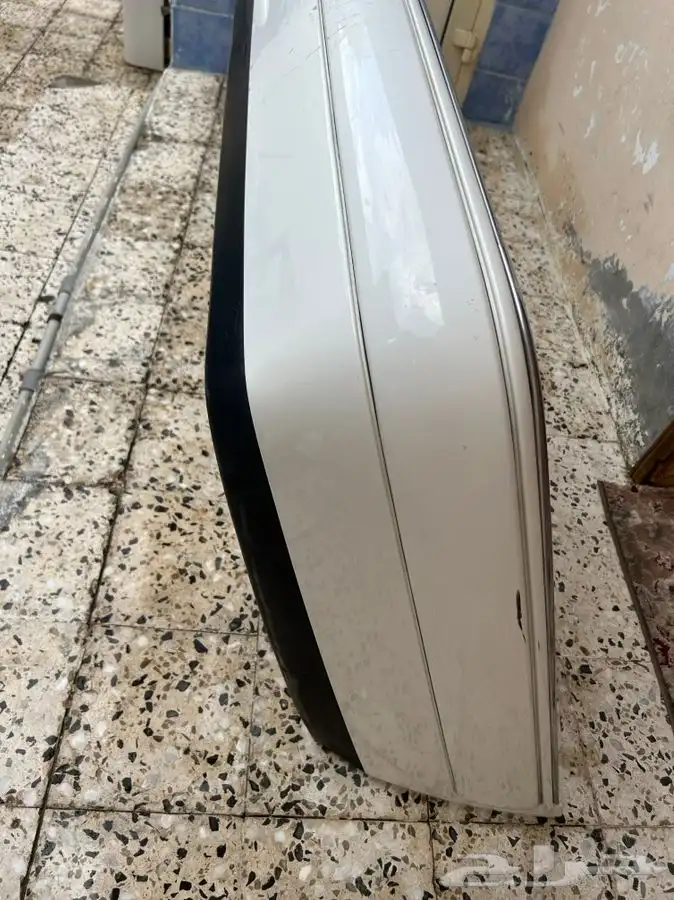 صدام خلفي مرسيديس ابوعيون 99 3