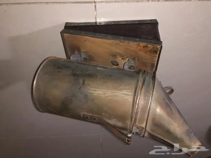 مدخن النحل انتيك (تم البيع) bee smoker antique 0