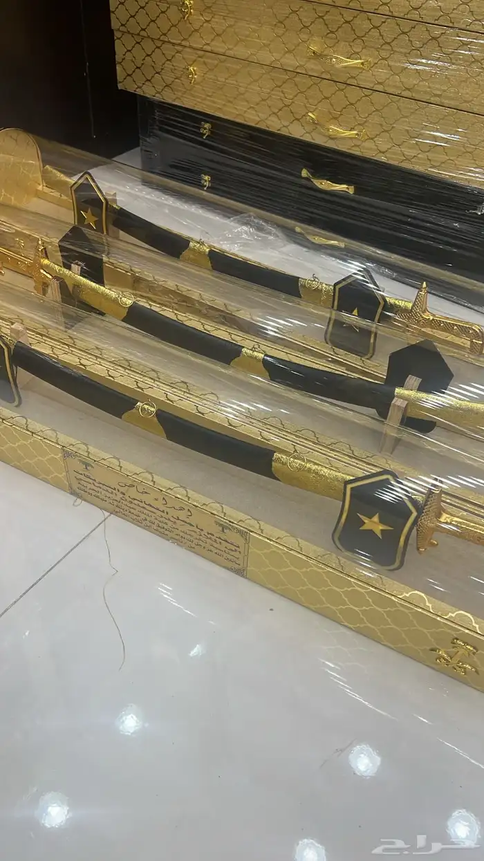 درع ملازم تخروج هدية سيف بشت 6