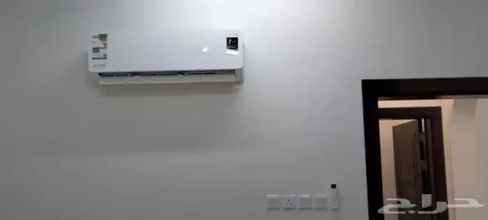 مكيفات آرو سبليت جداري 7