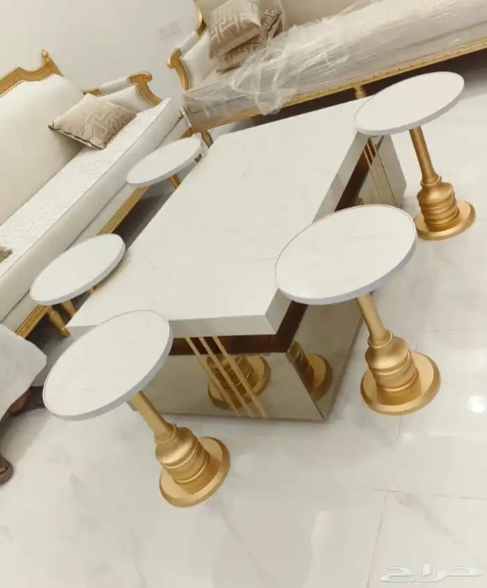 متخصصون في صناعة طاولات المجالس. والطعام وغرف النوم و ابواب 33