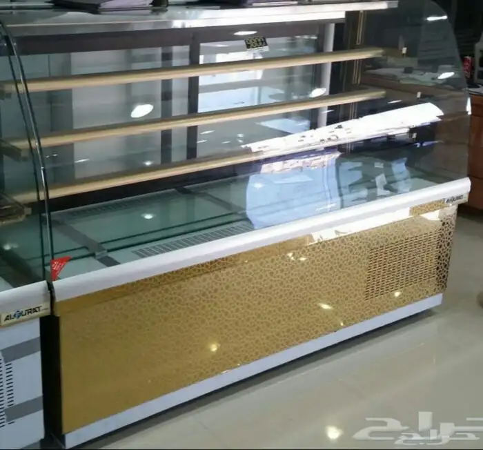 ثلاجة حلويات 2