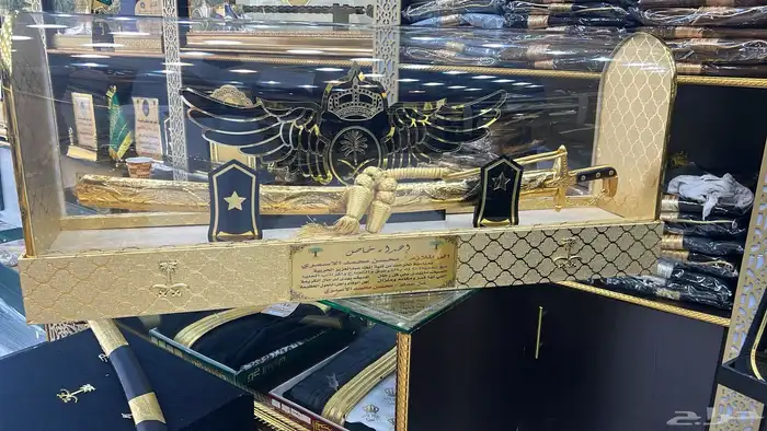 درع ملازم تخروج هدية سيف بشت 11