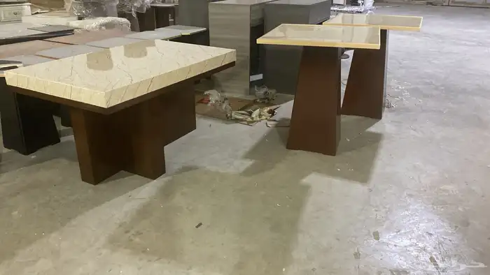متخصصون في صناعة طاولات المجالس. والطعام وغرف النوم و ابواب 4