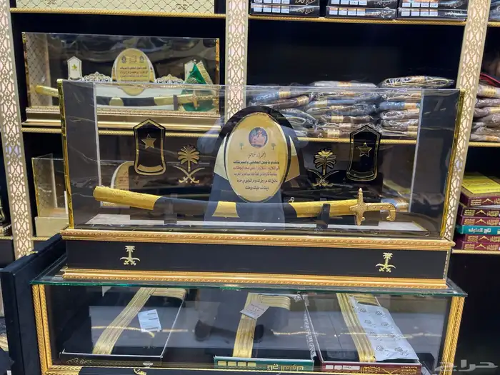 درع ملازم تخروج هدية سيف بشت 7