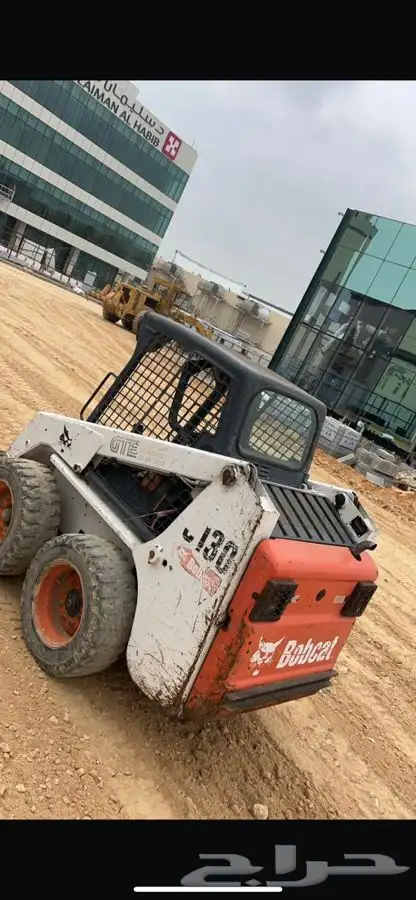 بوبكات شيول صغير للايجار مع السواق 0