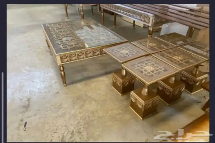 متخصصون في صناعة طاولات المجالس. والطعام وغرف النوم و ابواب 27