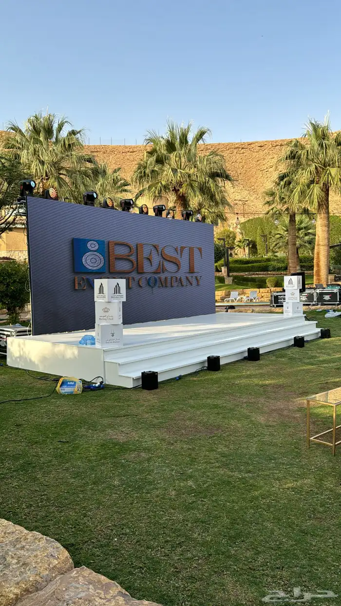 شاشات واضاءات للأحتفالات واضاءت للمحلات والشركات 9