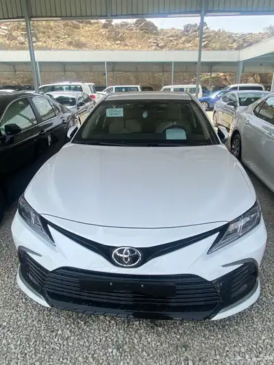 كامري 2022 اصفار سعودي LE طيس بنزين ( مباعة) 0