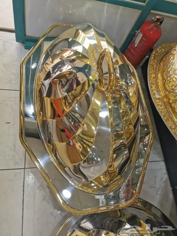كوزى بيضاوى بالغطاء 4 مقاس ذهبى وفضى 3