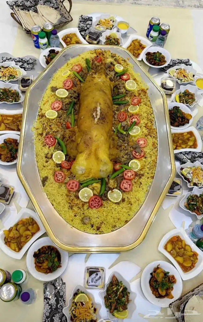 كوزى بيضاوى بالغطاء 4 مقاس ذهبى وفضى 8