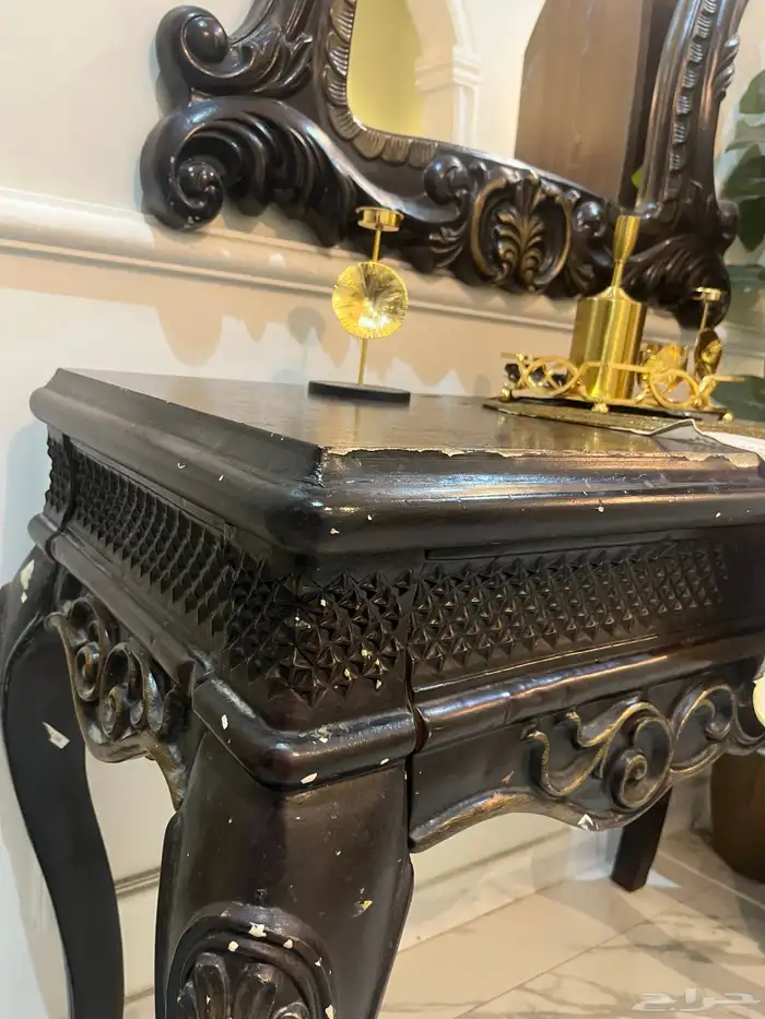 طاولة مدخل مع مريا 0