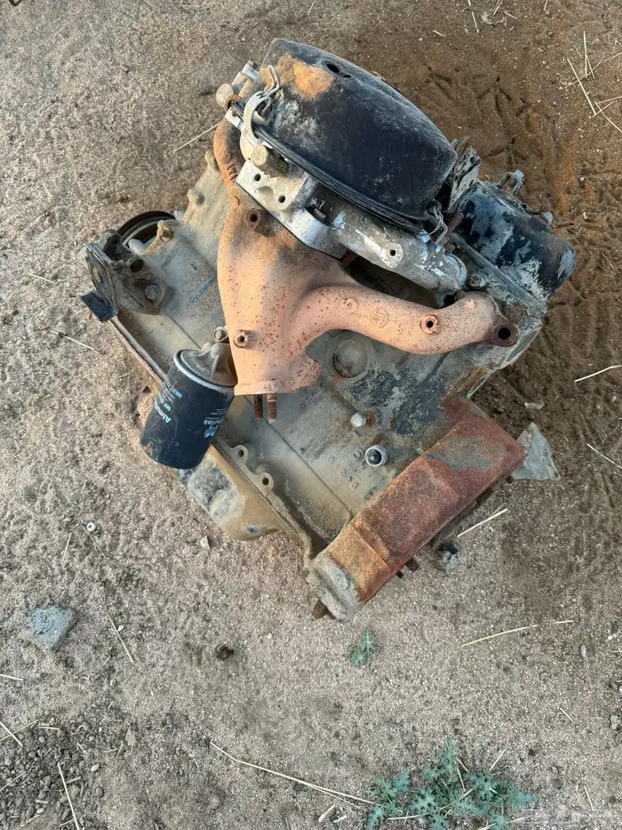 مكينة وقير ودفرنس هايلوكس 1983 وابواب 2