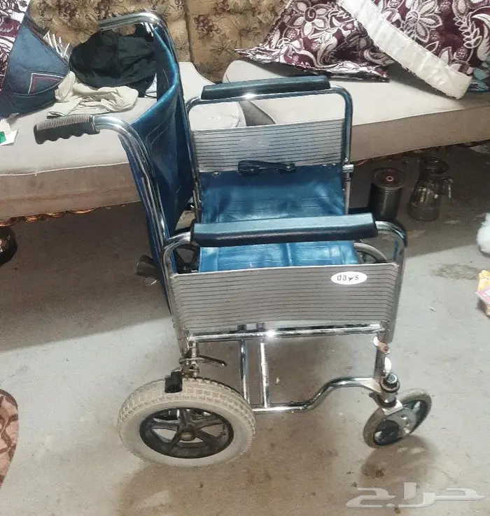 كراسي طبيه لذوي الهمم والمصابين وكبار السن 1