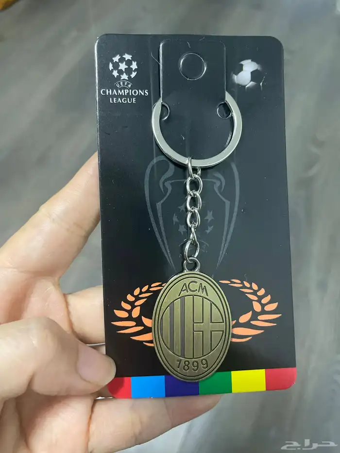 ميدالية مفاتيح الاندية والمنتخبات 12