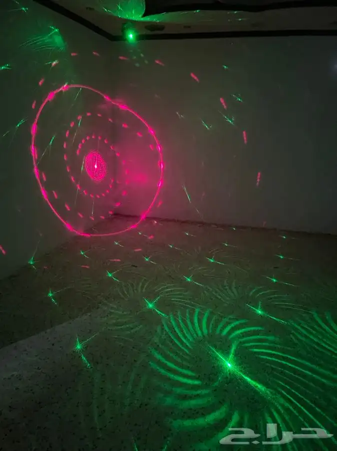 اضات الليز مع اثريا فيها سماعه تشتغل بلوتوث 4