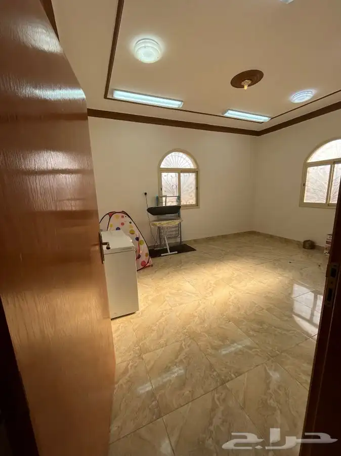 دور وملحق مؤثثة أثاث فآخر للبيع 600  الف 24