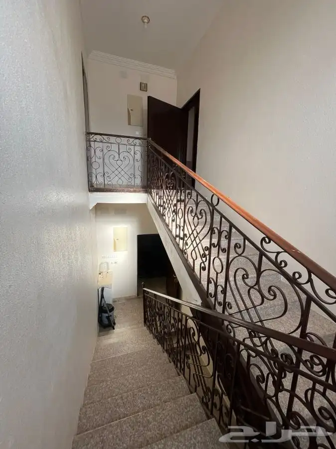 دور وملحق مؤثثة أثاث فآخر للبيع 600  الف 20