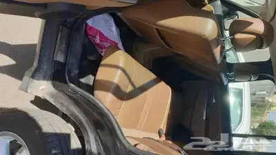 سيارة جيب شيروكى مخزون منذ 7 سنوات 7