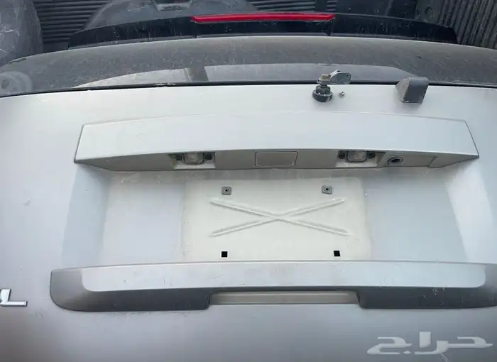 للبيع شنطه مع القزاز جمس2010 2