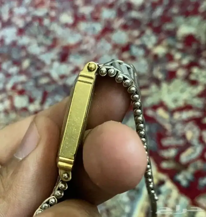 ساعه قديمه ريموند ويل جنيف مرصعه بالالماس 2