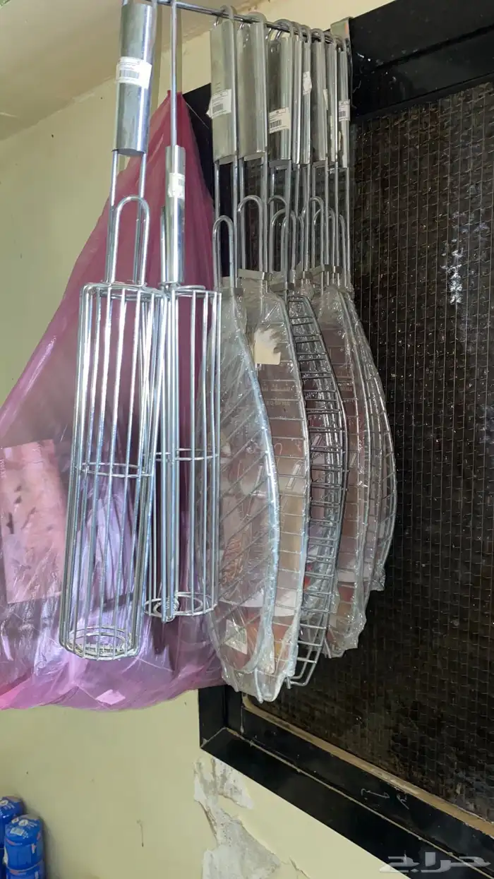 صقر الصحاري لمستلزمات الرحلات عروض تصفيه لجميع البضاعة 38