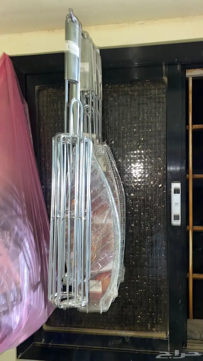 صقر الصحاري لمستلزمات الرحلات عروض تصفيه لجميع البضاعة 36