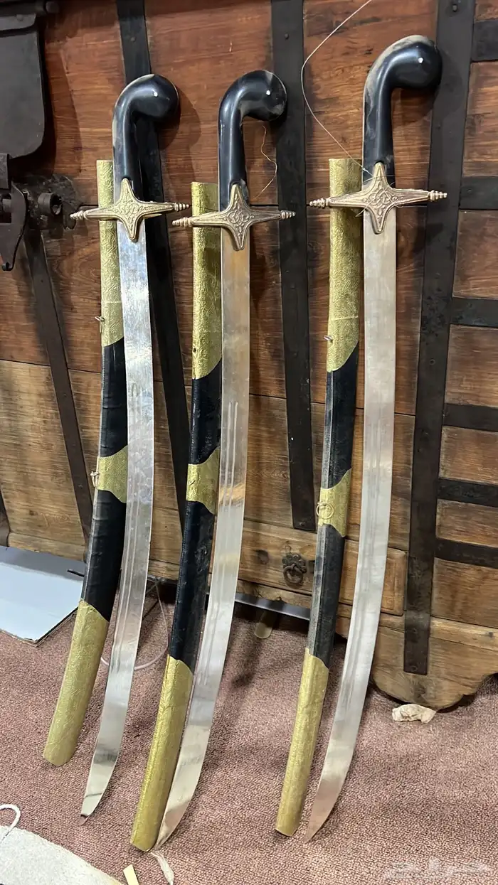 قطع تراثيه منوعه للبيع 23