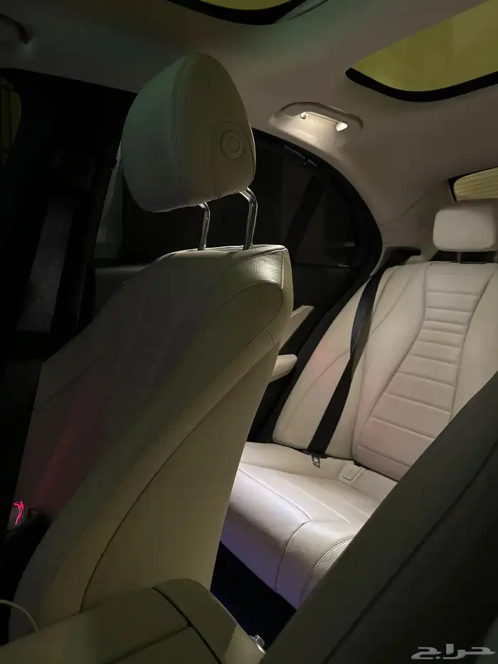 مرسيدس E300 موديل 2018 13