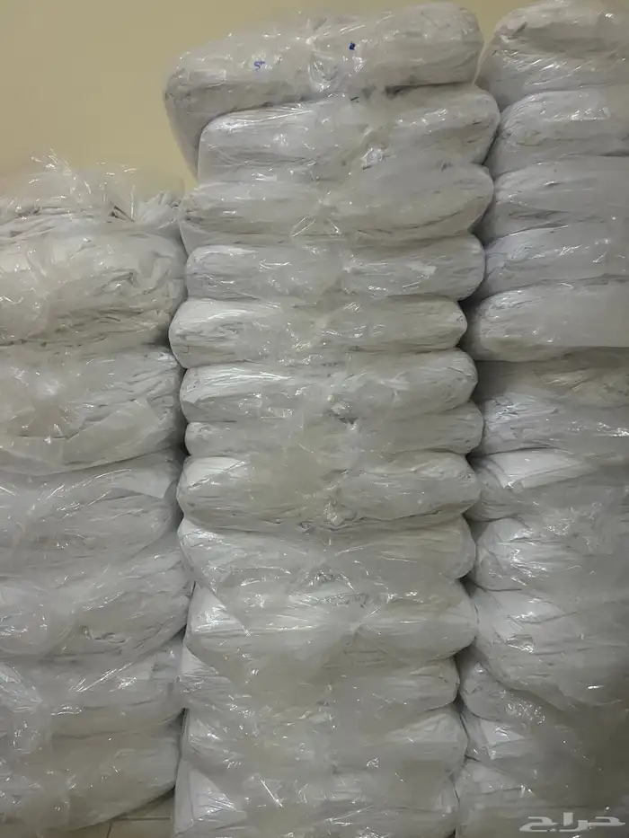 مناشف و مفارش فندقي ابيض مقلم 4