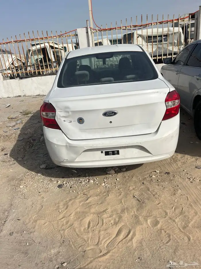 بيع قطع غيار سياره فورد فيجو 1