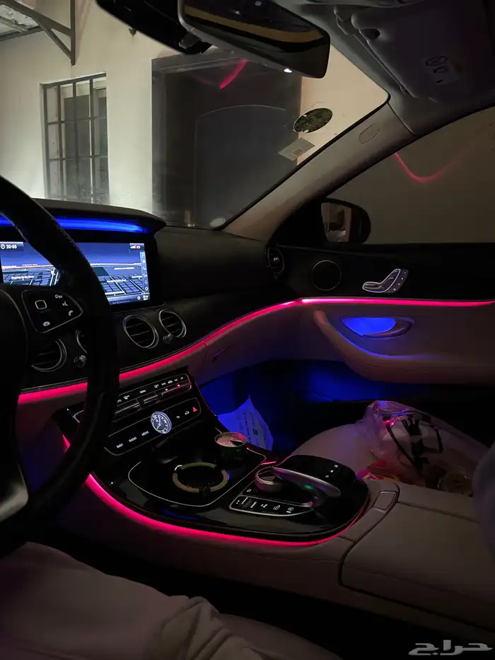 مرسيدس E300 موديل 2018 16