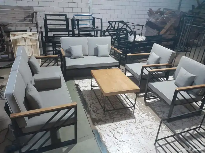 جلسة خارجية جلسات خشب حديد جاهزة تفصيل أطقم طقم كاملة كراسي 16