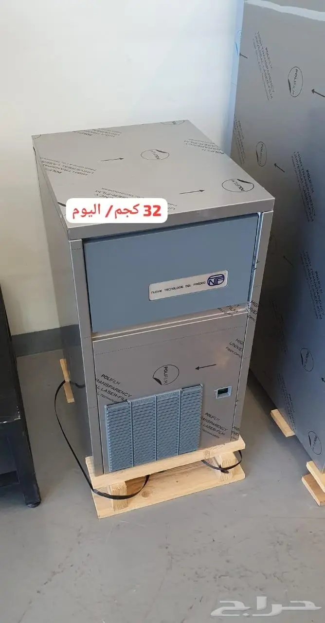 تجهيز مقاهي مكاين قهوة صانعه ثلج بريما ثلاجه عرض ادوات V60بن 9