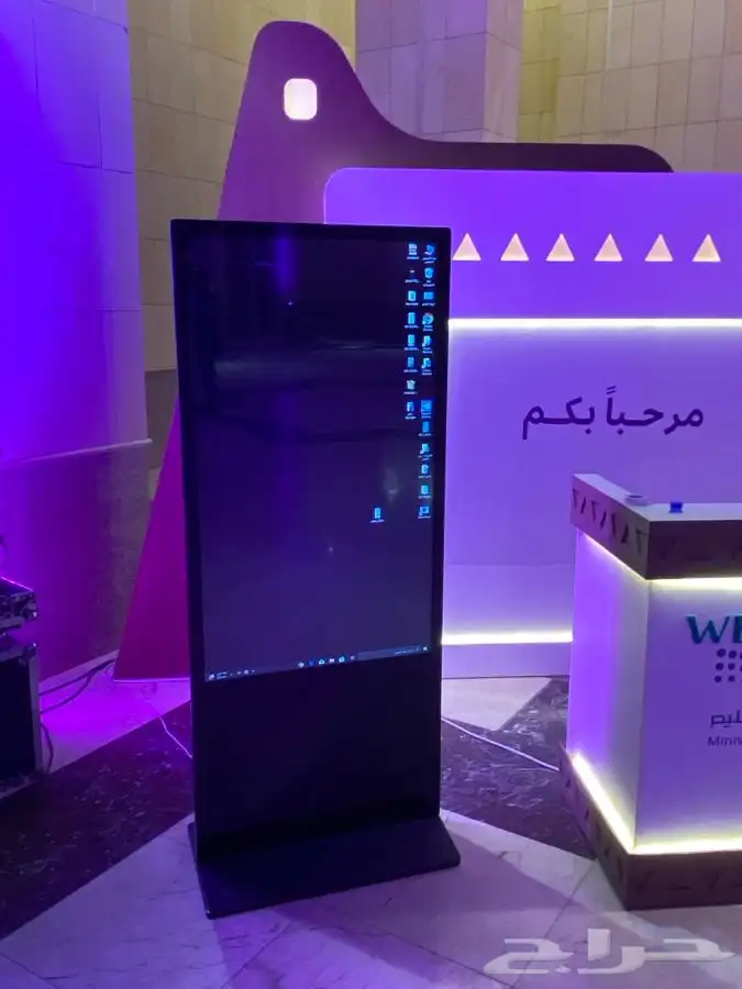 تاجير سماعات ب مكسر شاشات تفاعليه بروجكتر 1