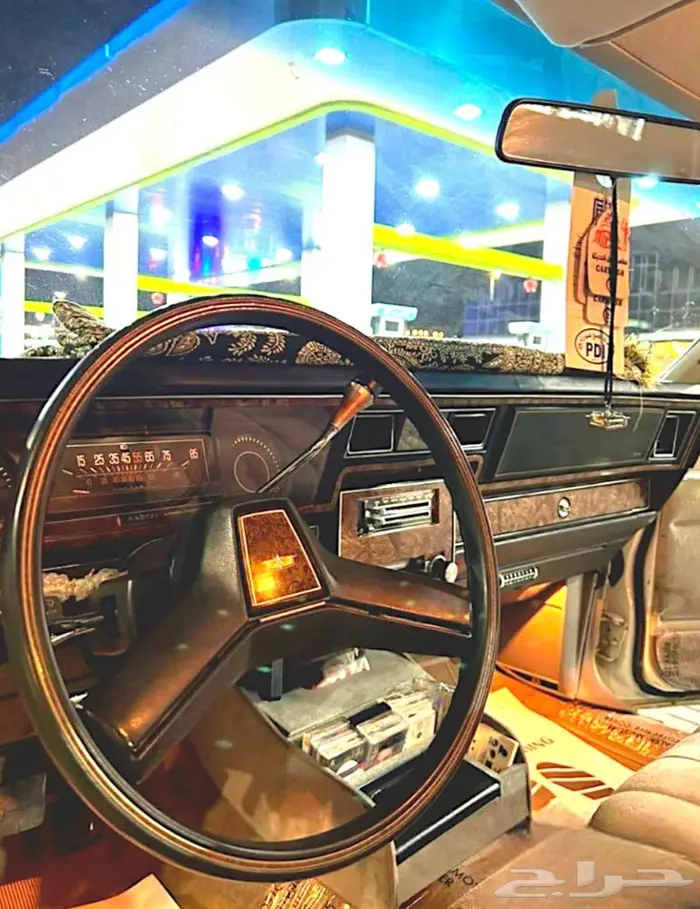 درج و منظم كابرس وحامل أكواب ومناديل وأشرطة كاسيت 19