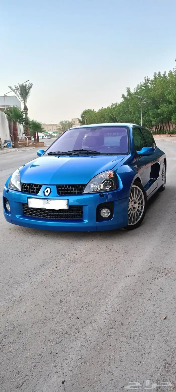 رينو كليو V6 0