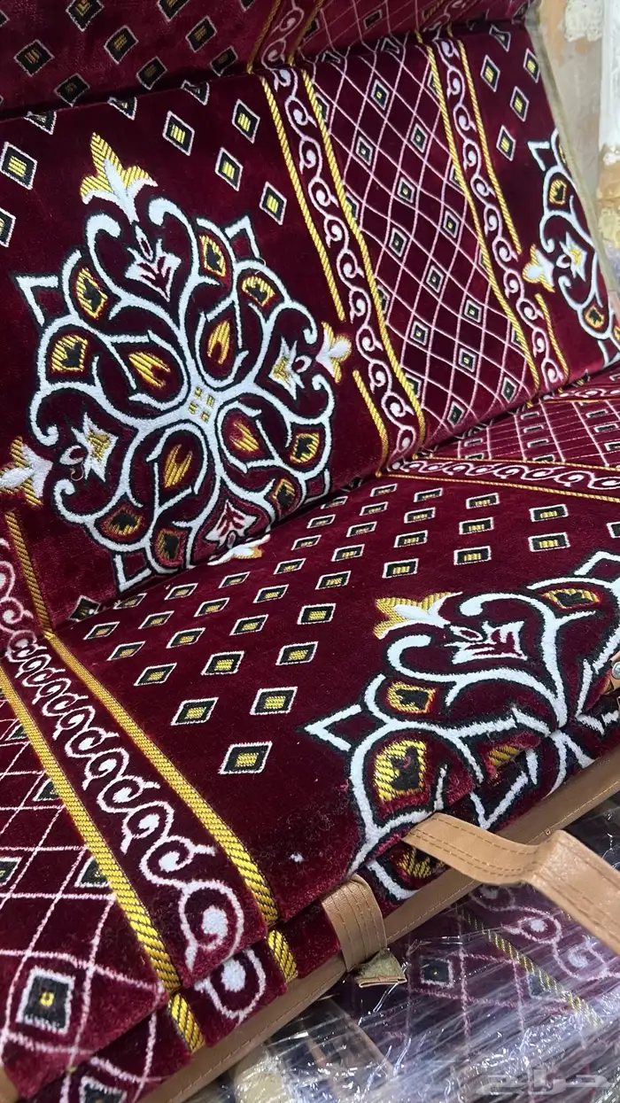 دولاب تخزين العرب المميز وجلسه ارضيه وكراسي رحلات 6