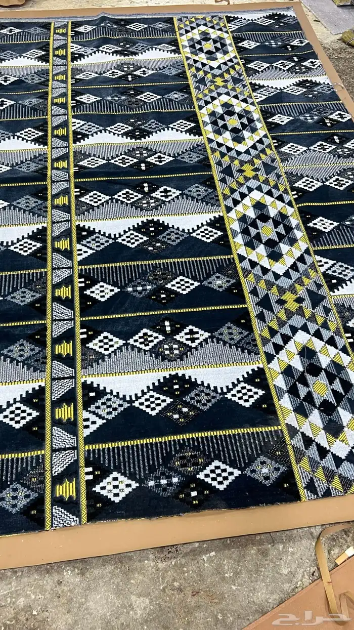 دولاب تخزين العرب المميز وجلسه ارضيه وكراسي رحلات 4