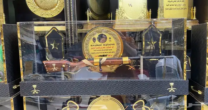 هدايا تخرج ضباط سيوف دروع ضباط هدايا ملازم محل سيوف محل سيف 26