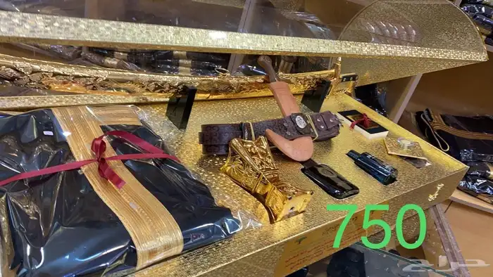 درع سيف هدية ملازم ترقية تقاعد جنبية عطورات دروع جملة 37