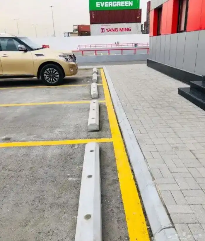 مصدات   مواقف  سيارت 3