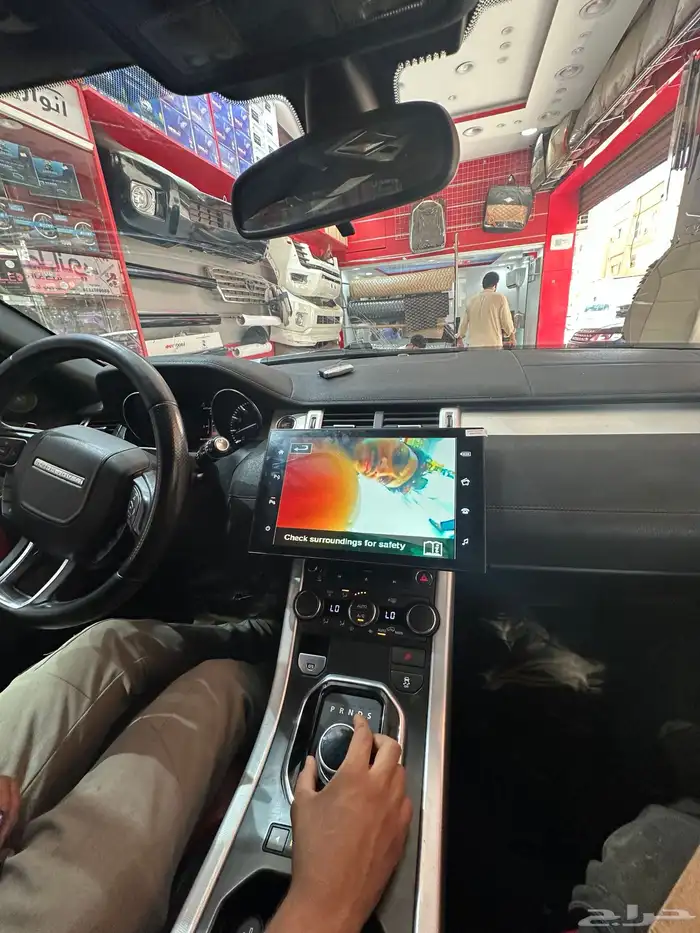 شاشه رنج روفر ايفوك شكل 2023 2024 8