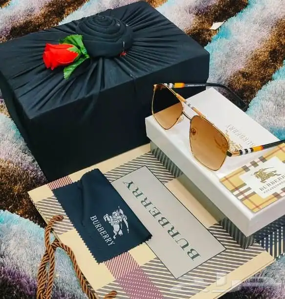 هدايا ماركه فخمه 24