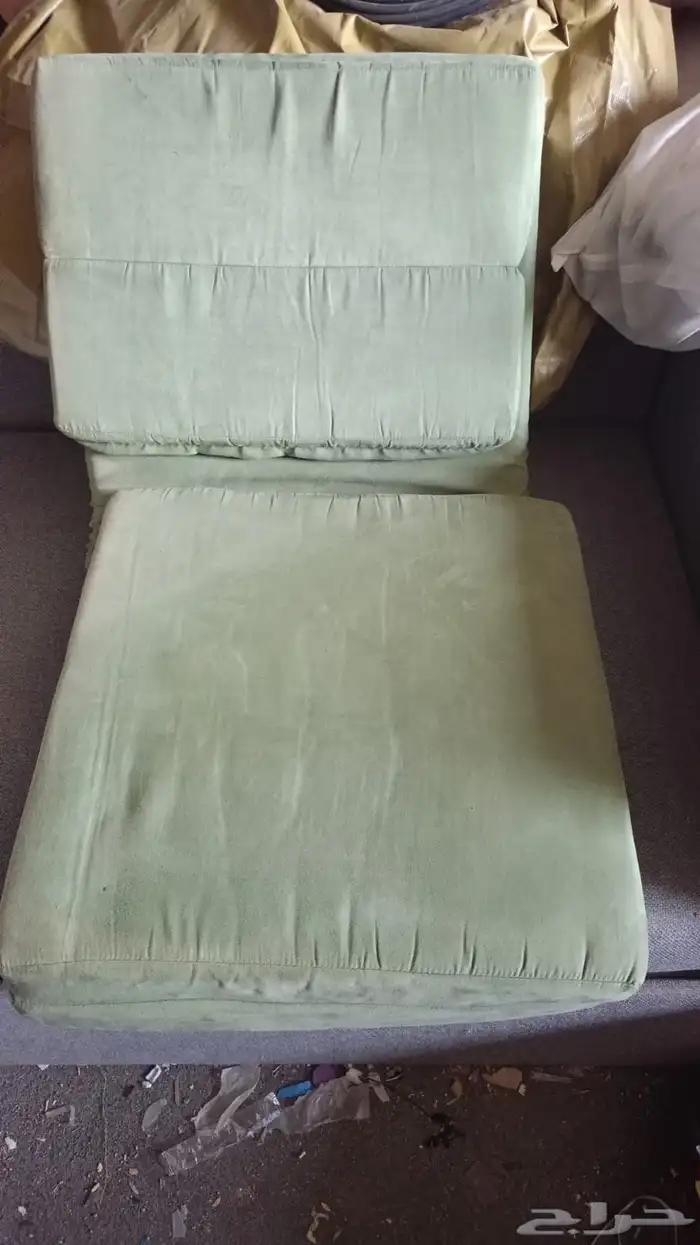 صوفا ومستلزمات الحج مستعمله 9