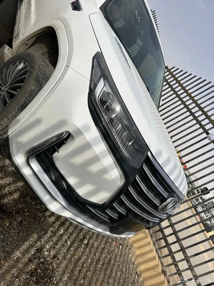 قطع غيار جميع السيارات تشليح 4