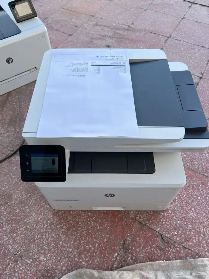 طابعة ليزر اسود مستعمله 600 ريال 2