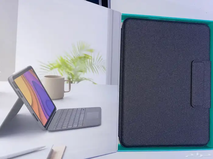 كفر كيبورد ( ايباد اير الجيل الخامس والرابع ) من لوجيتك 3