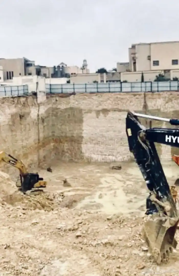 بوكلينات حفر وترحيل تخصص بدروم 0